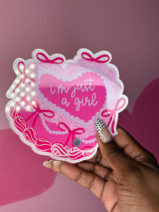 Am just a girl Cake 🎂 lash tile